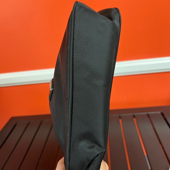 Prada re edition 2005 - Picture 3 of 6